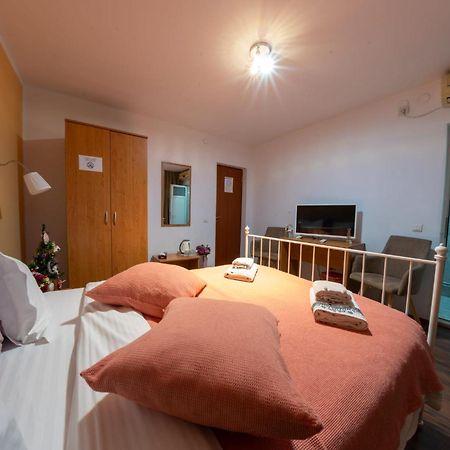 La Casa Nord Hotel Bucharest Room photo